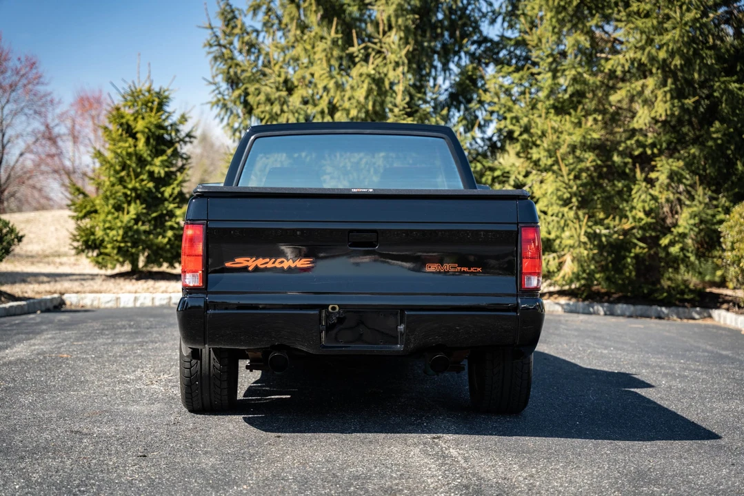 1991 GMC Syclone - Image 7 of 31