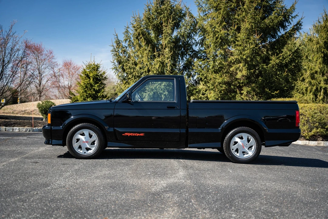 1991 GMC Syclone - Image 12 of 31