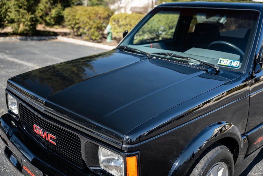 1991 GMC Syclone - Image 21 of 31