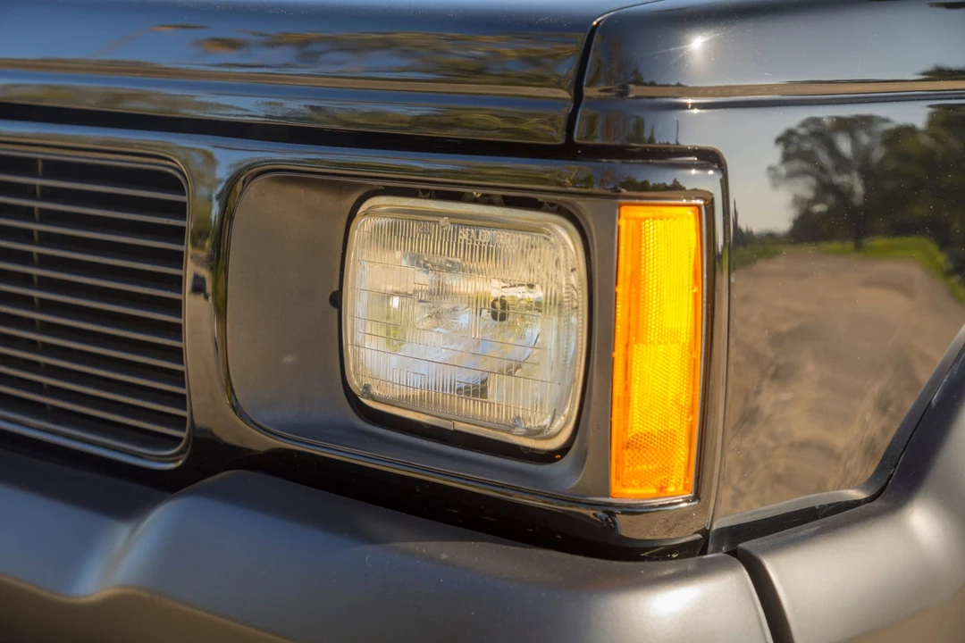 1991 GMC Syclone - Image 24 of 31