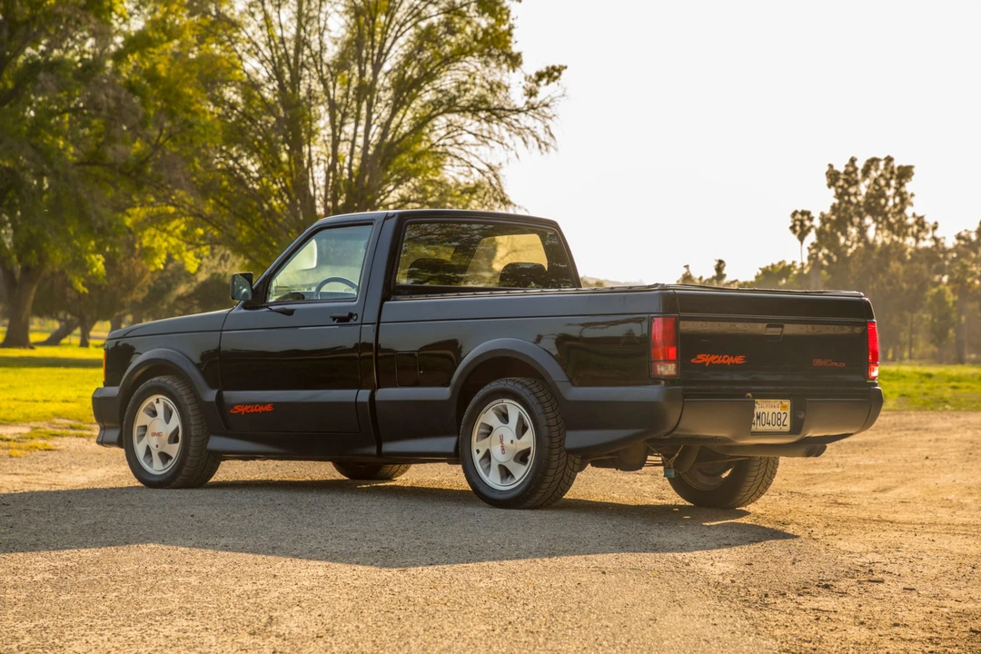 1991 GMC Syclone - Image 11 of 31