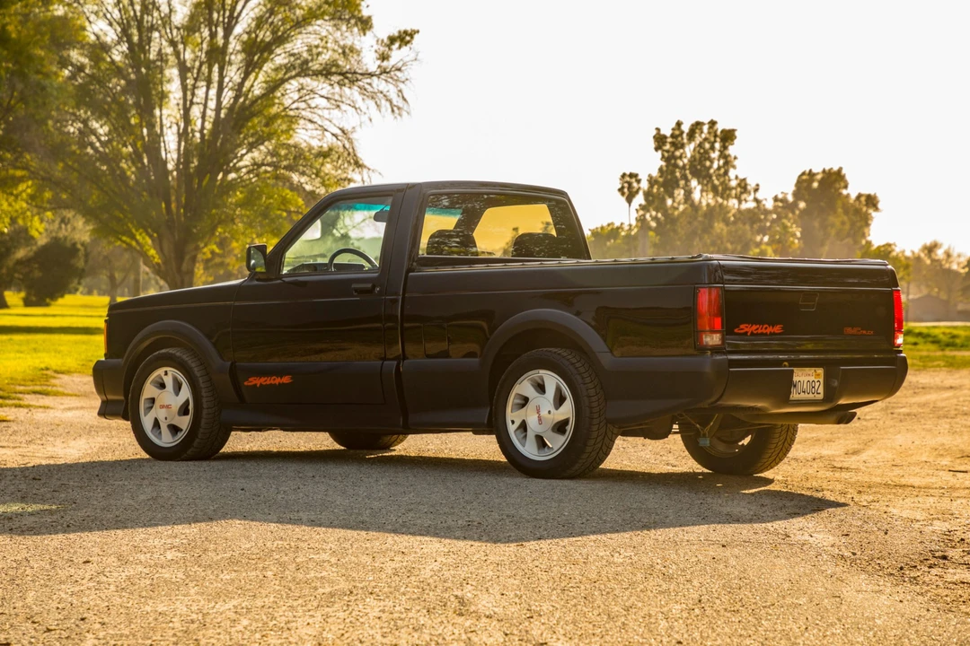 1991 GMC Syclone - Image 12 of 31