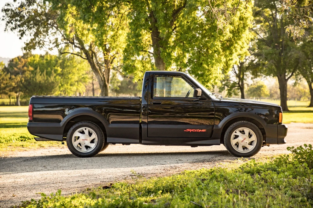 1991 GMC Syclone - Image 18 of 31