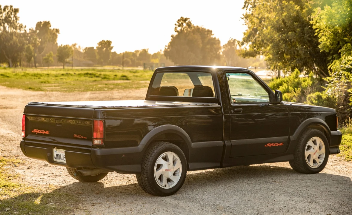 1991 GMC Syclone - Image 17 of 31