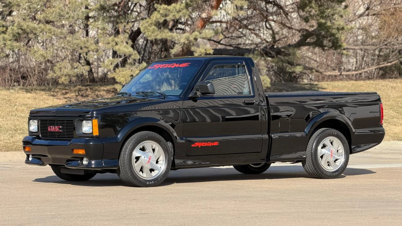 1991 GMC Syclone - Image 6 of 31