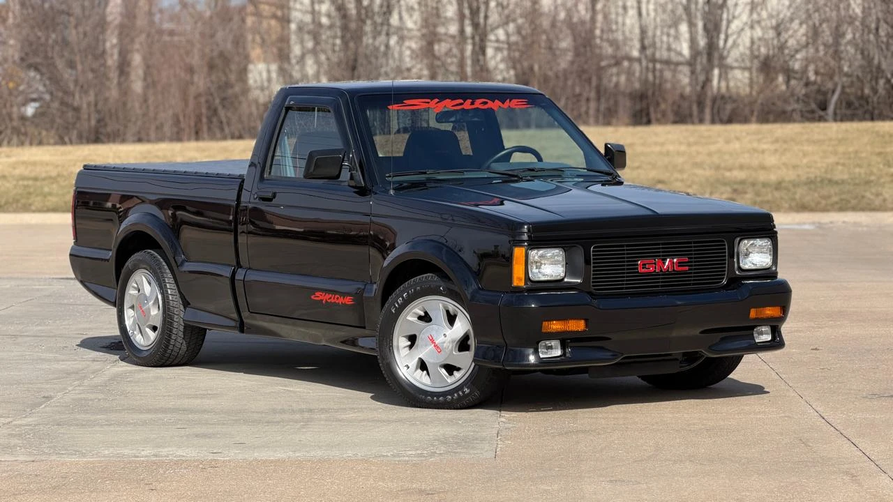 1991 GMC Syclone - Image 18 of 31