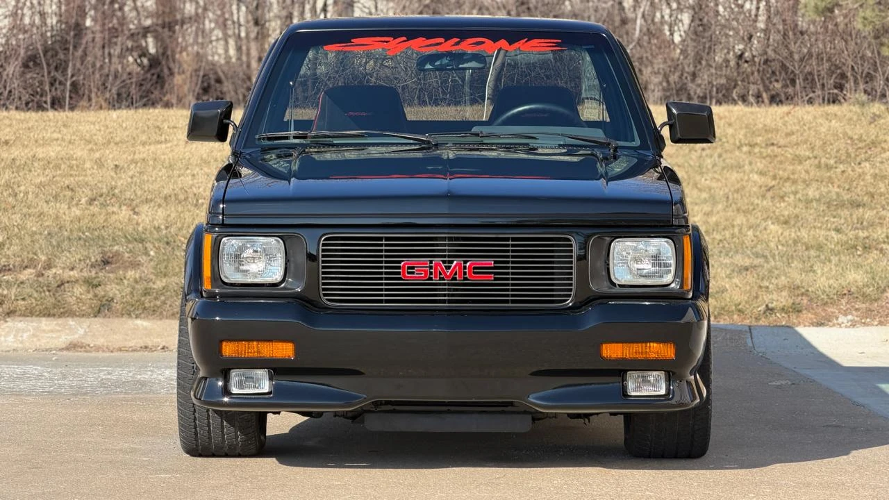 1991 GMC Syclone - Image 19 of 31