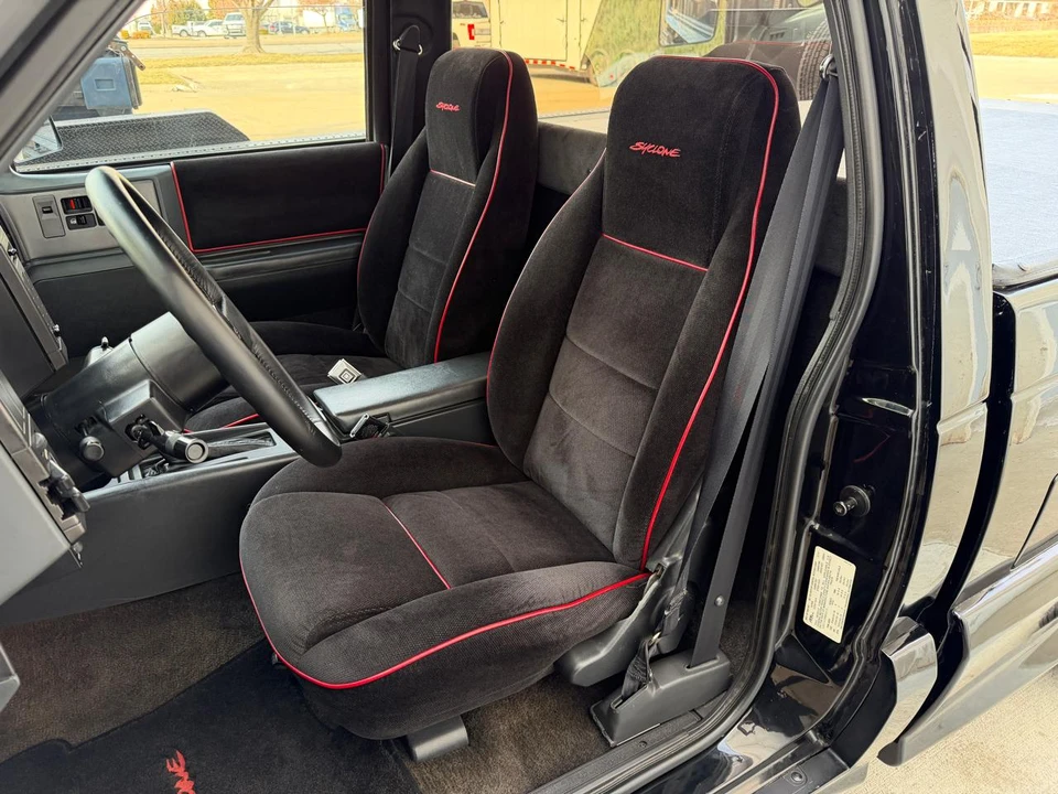 1991 GMC Syclone - Image 31 of 31