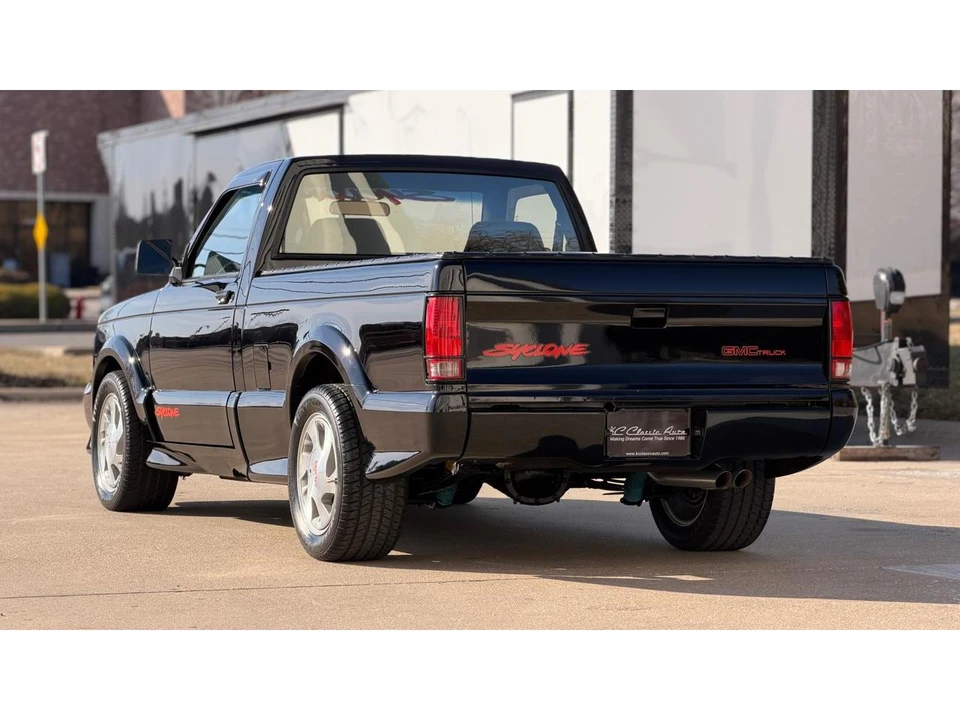 1991 GMC Syclone - Image 9 of 31