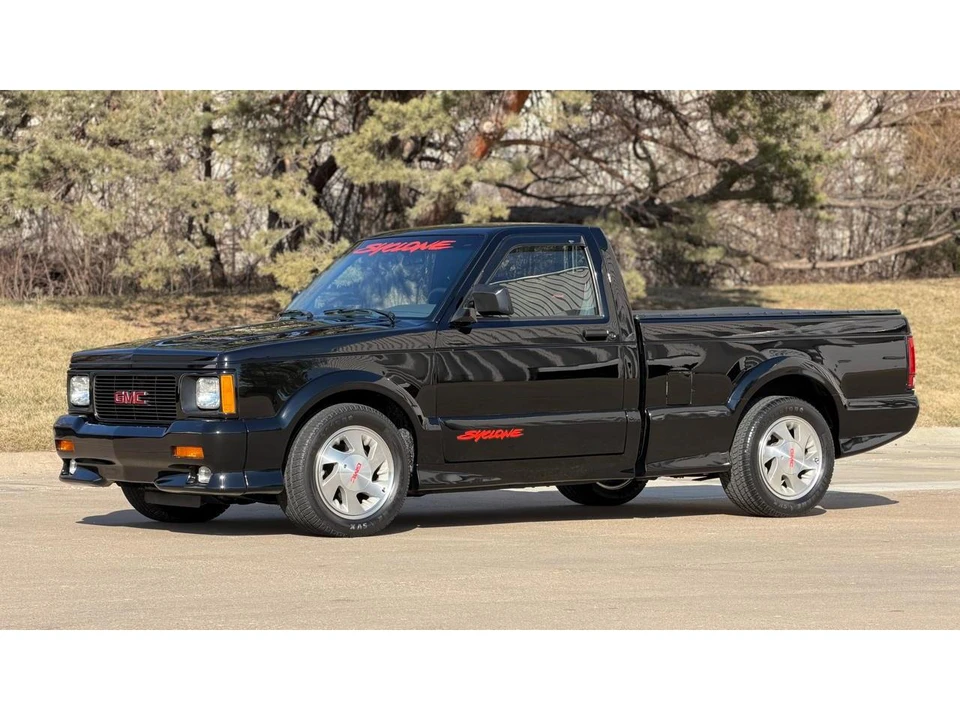 1991 GMC Syclone - Image 5 of 31