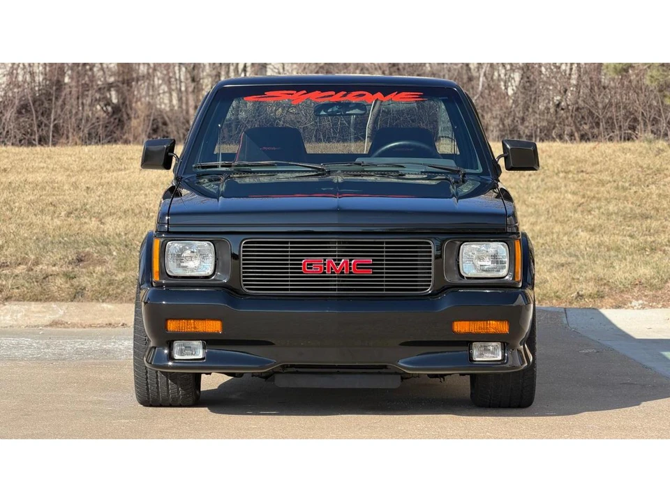 1991 GMC Syclone - Image 19 of 31