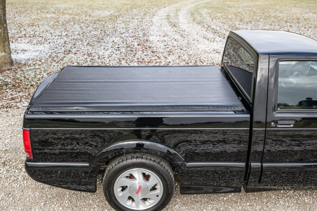 1991 GMC Syclone - Image 8 of 31