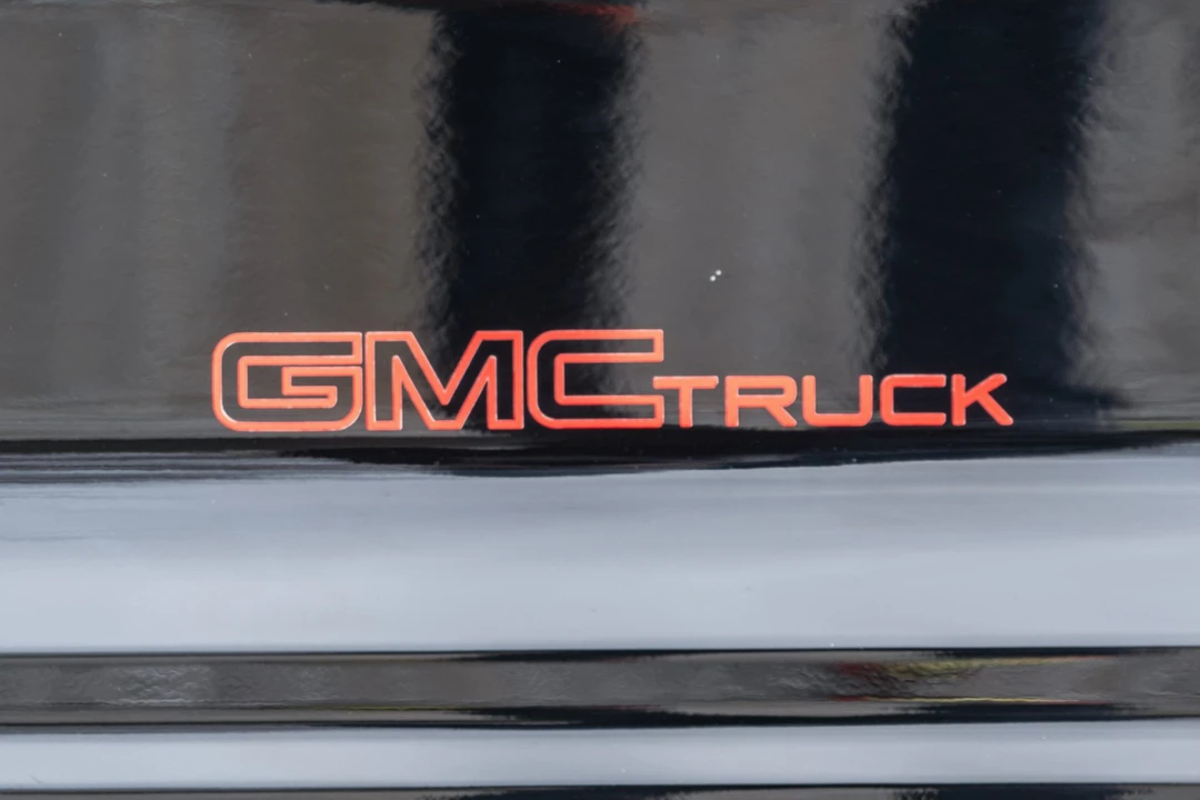 1991 GMC Syclone - Image 26 of 31