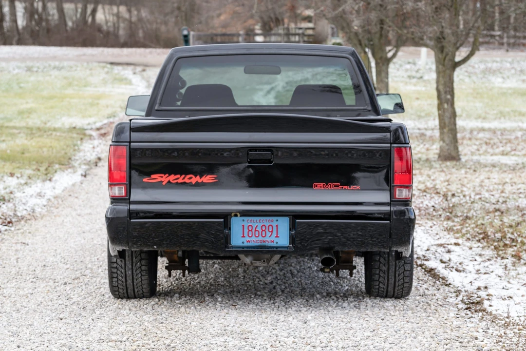 1991 GMC Syclone - Image 6 of 31