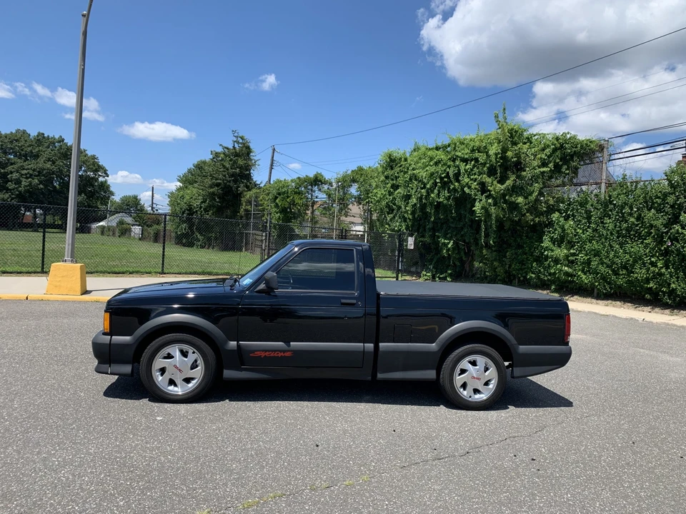 1991 GMC Syclone - Image 12 of 31