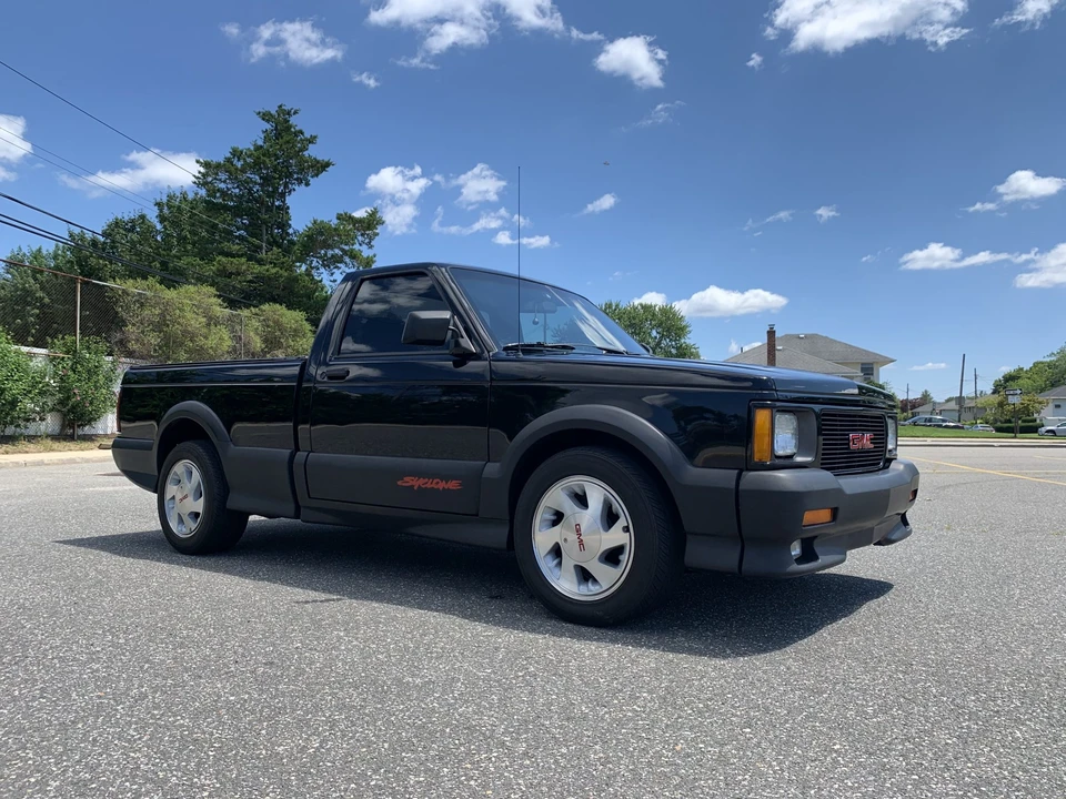1991 GMC Syclone - Image 7 of 31
