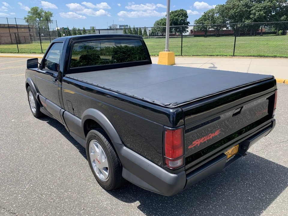 1991 GMC Syclone - Image 14 of 31