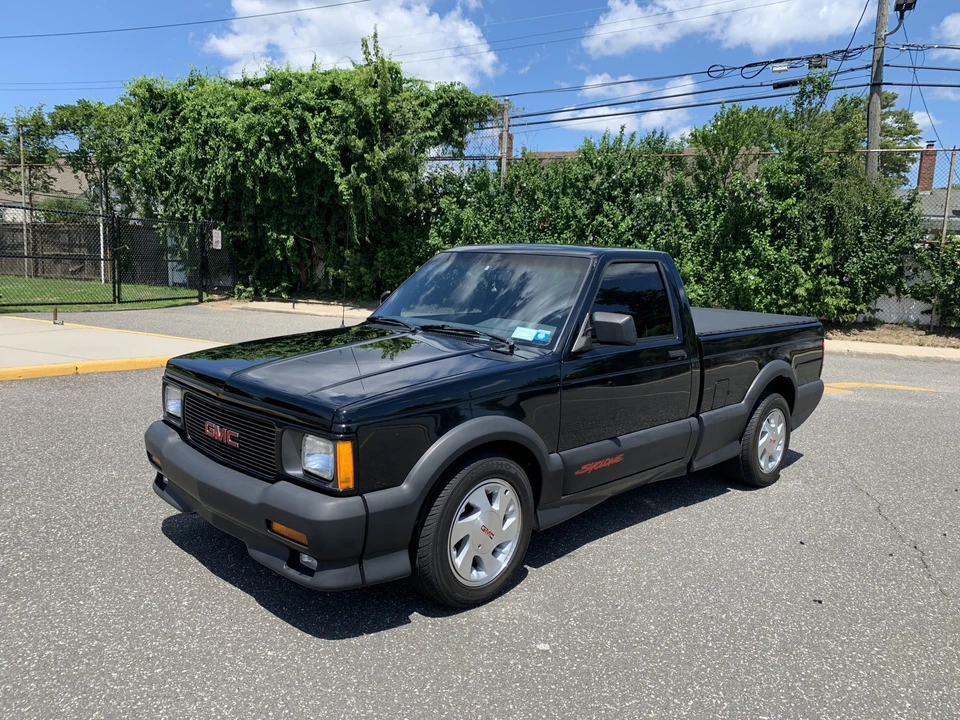 1991 GMC Syclone - Image 10 of 31