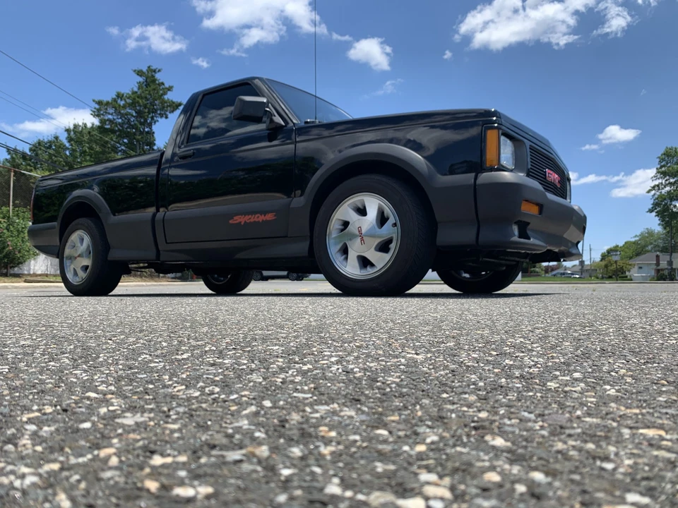 1991 GMC Syclone - Image 8 of 31