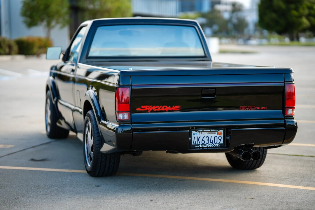 1991 GMC Syclone - Image 23 of 31