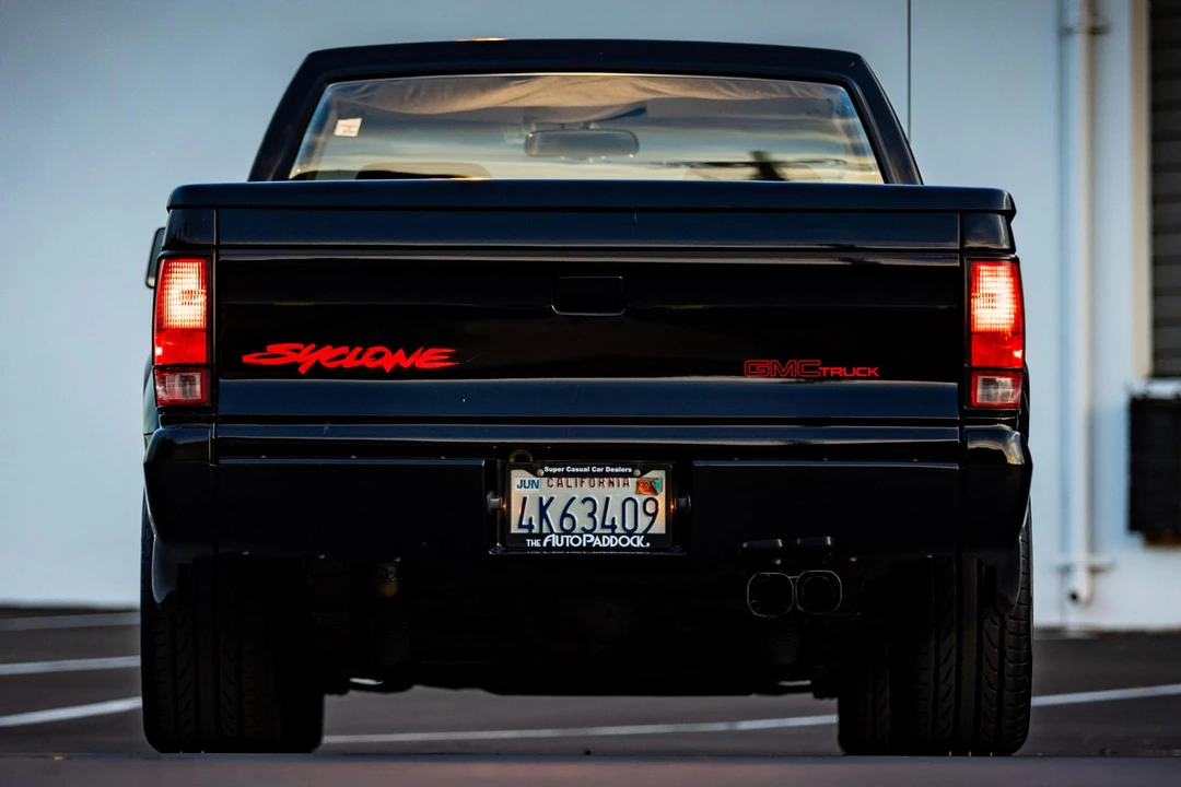 1991 GMC Syclone - Image 5 of 31