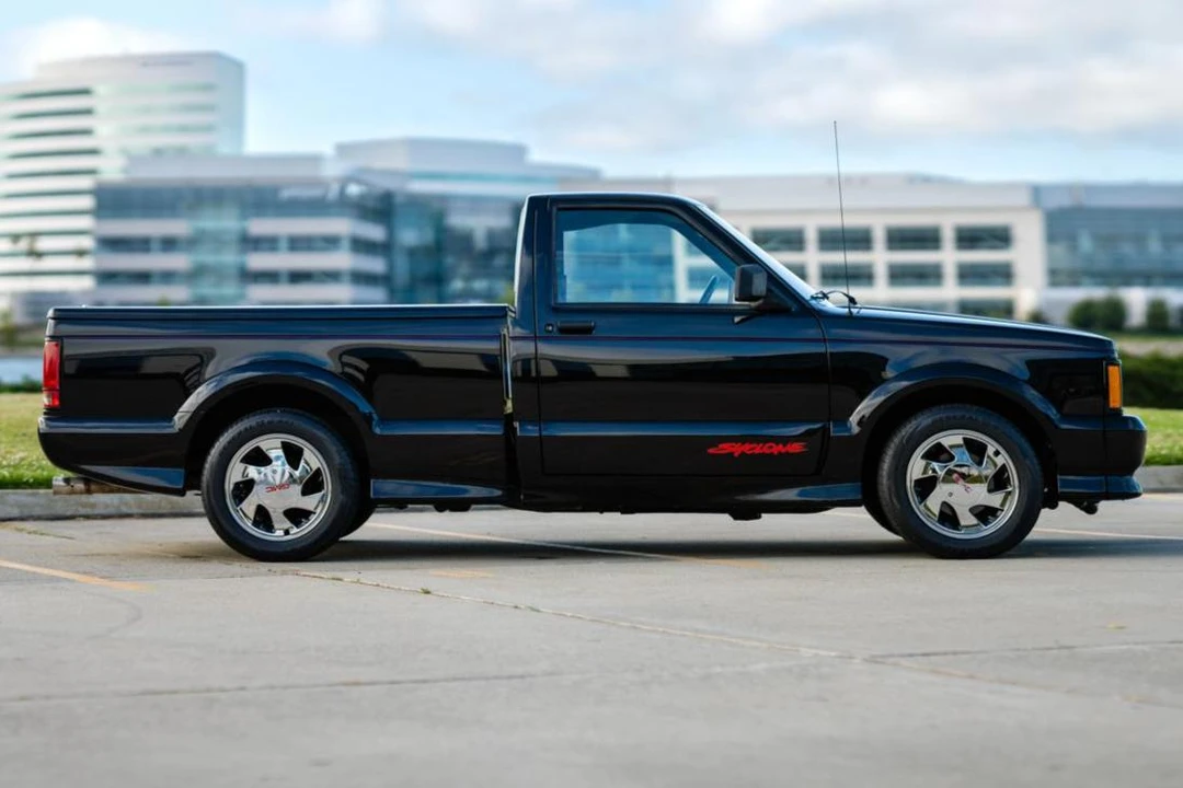 1991 GMC Syclone - Image 3 of 31