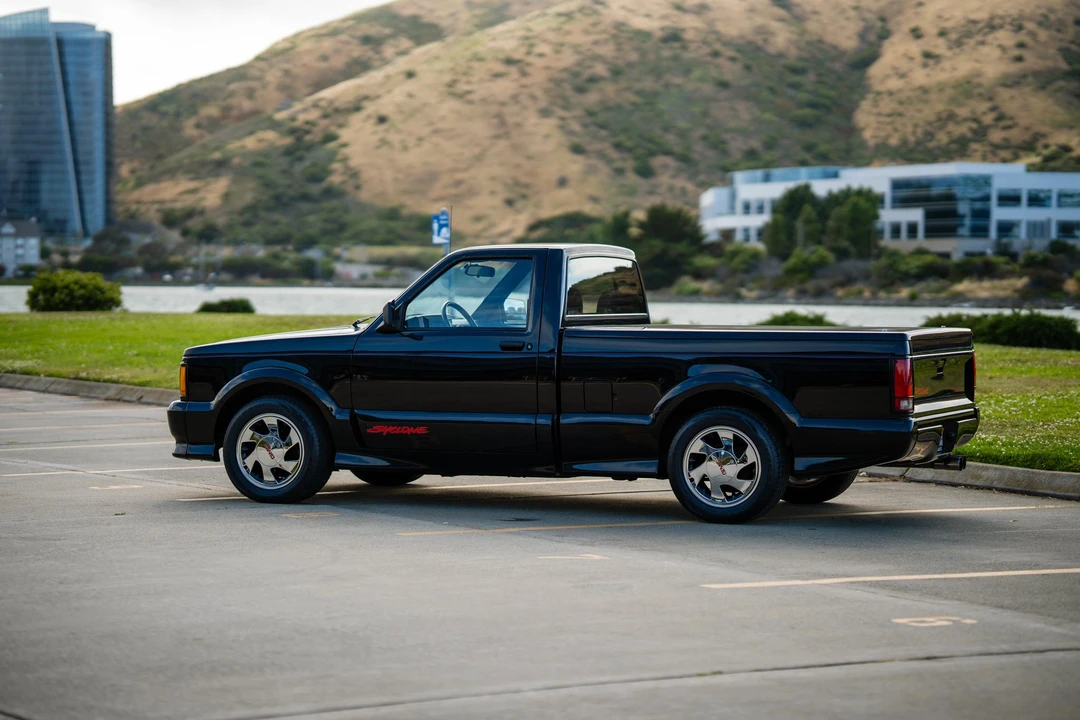 1991 GMC Syclone - Image 14 of 31