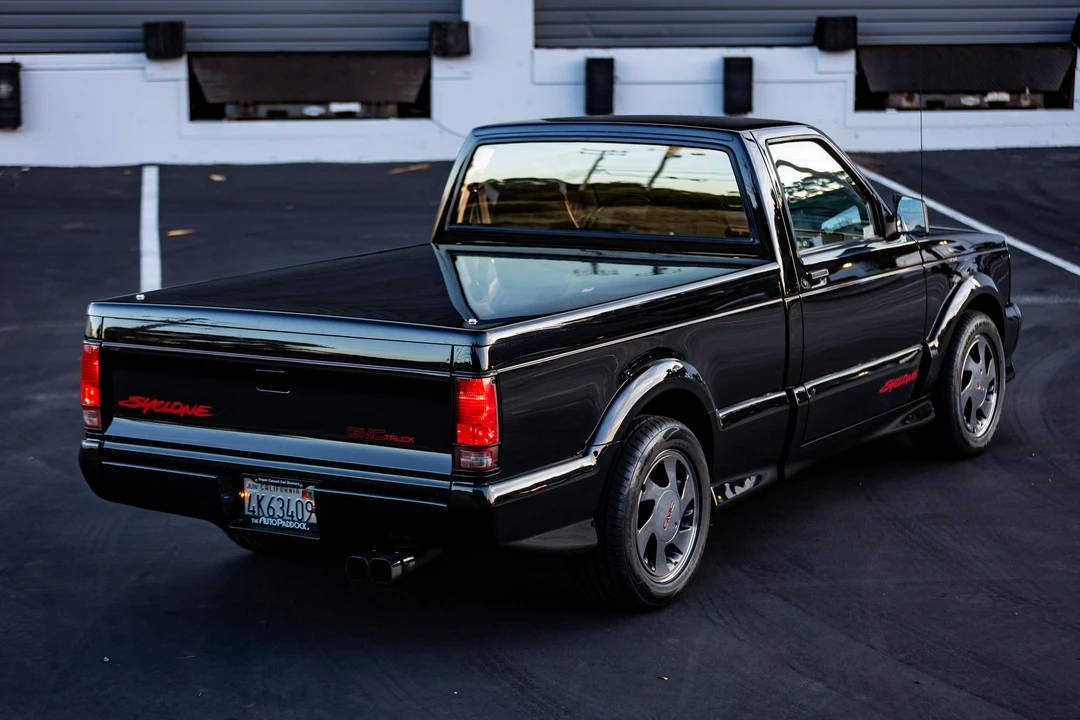1991 GMC Syclone - Image 29 of 31