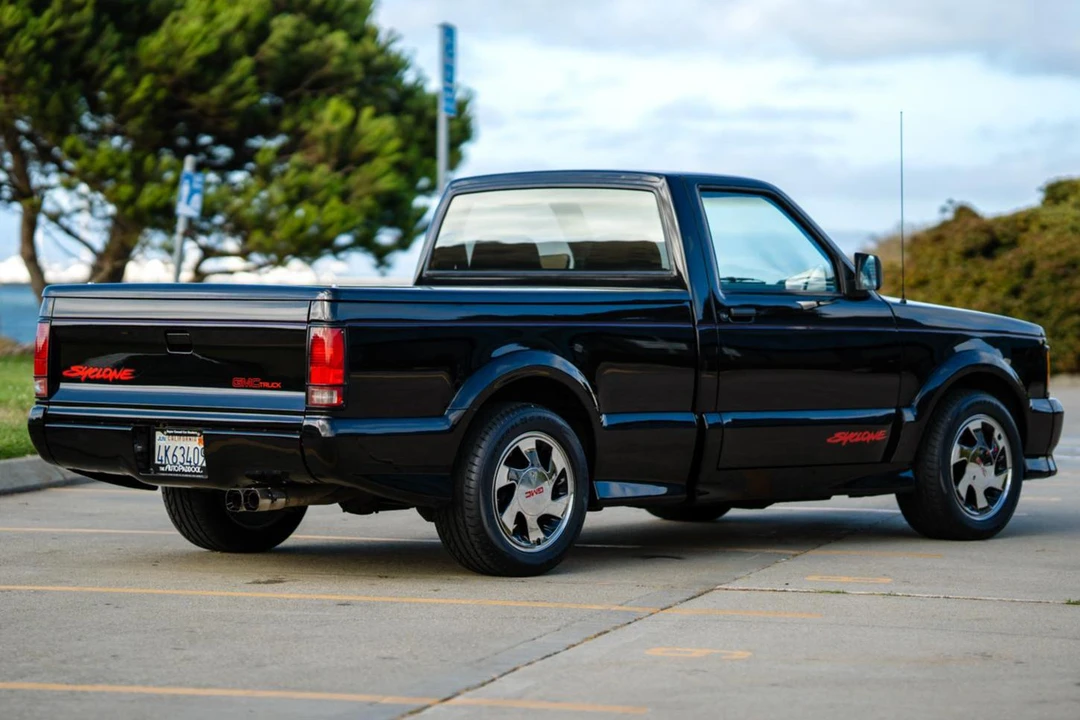 1991 GMC Syclone - Image 4 of 31
