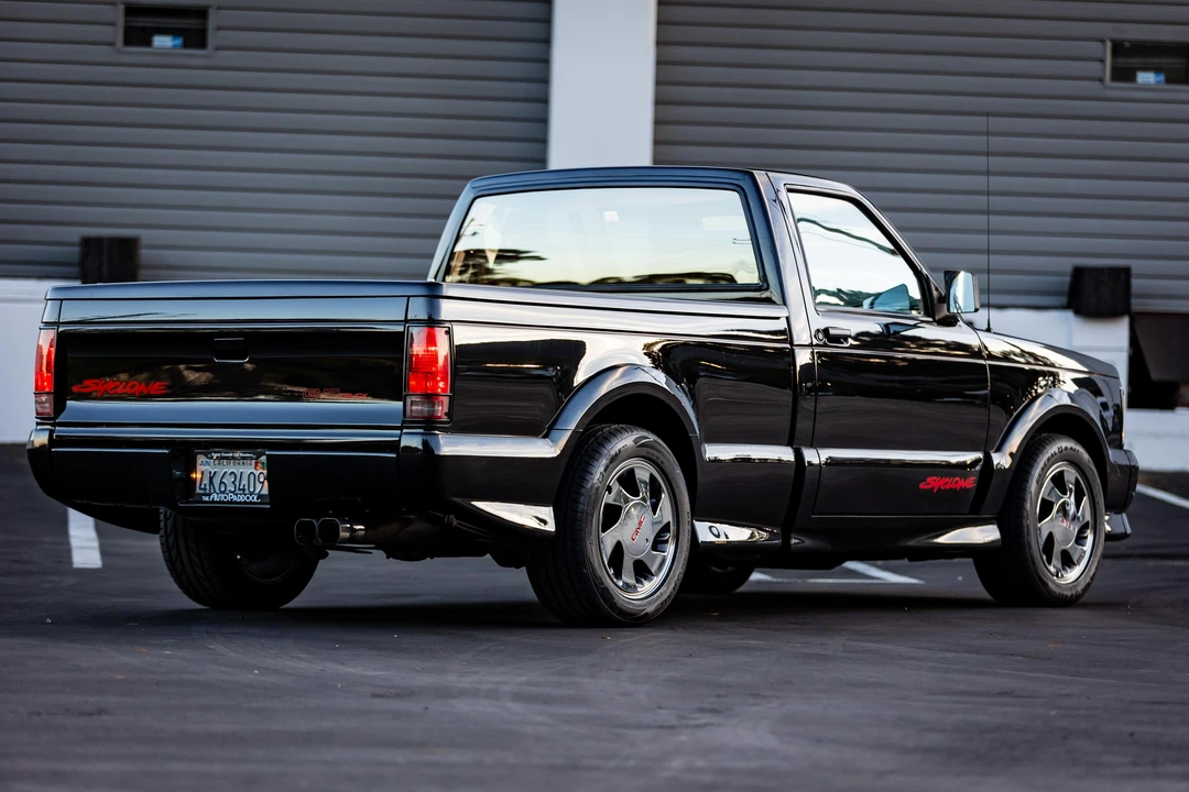 1991 GMC Syclone - Image 28 of 31