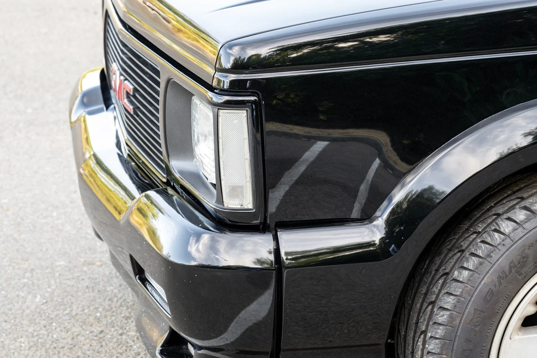 1991 GMC Syclone - Image 20 of 31