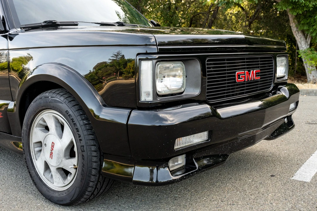 1991 GMC Syclone - Image 10 of 31