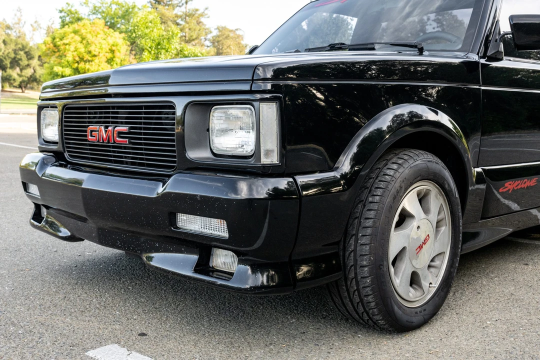1991 GMC Syclone - Image 11 of 31