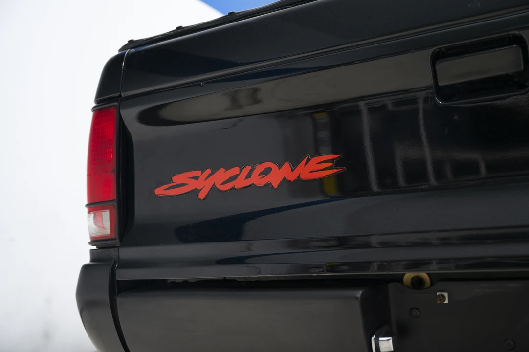 1991 GMC Syclone - Image 24 of 31