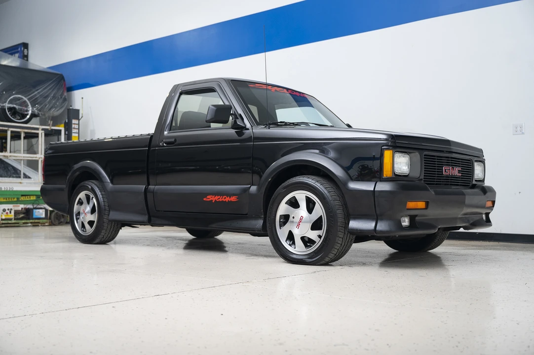1991 GMC Syclone - Image 10 of 31