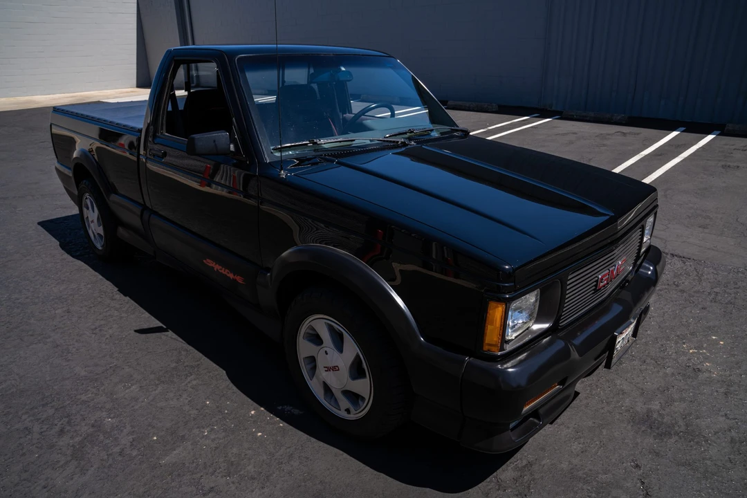 1991 GMC Syclone - Image 18 of 31