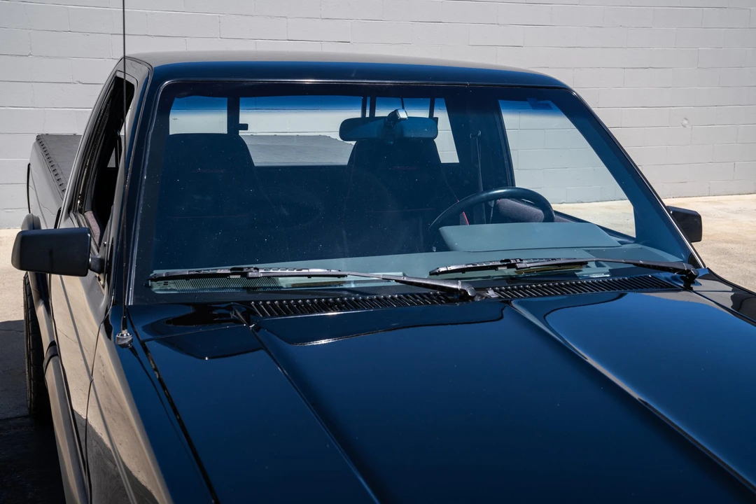 1991 GMC Syclone - Image 28 of 31