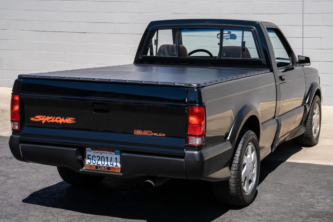 1991 GMC Syclone - Image 20 of 31