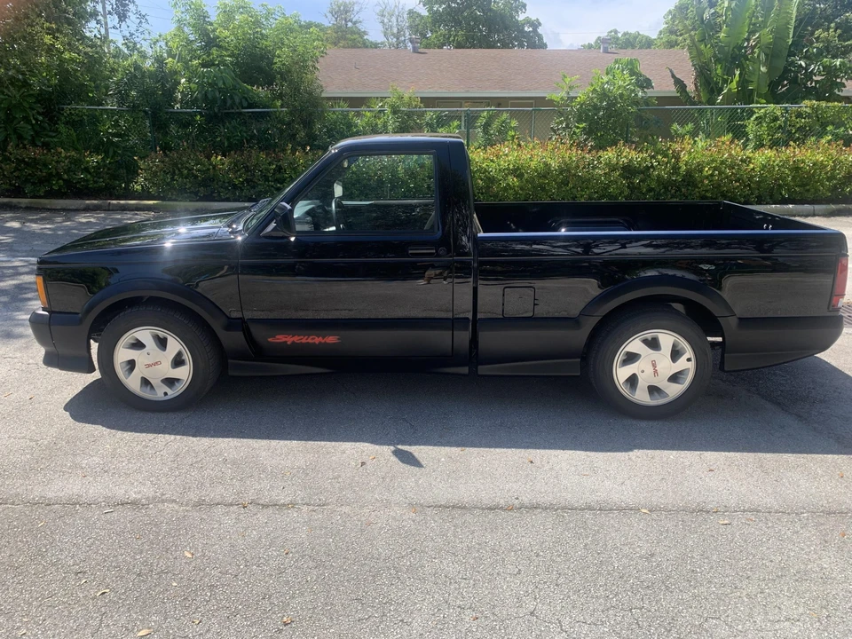 1991 GMC Syclone - Image 12 of 31