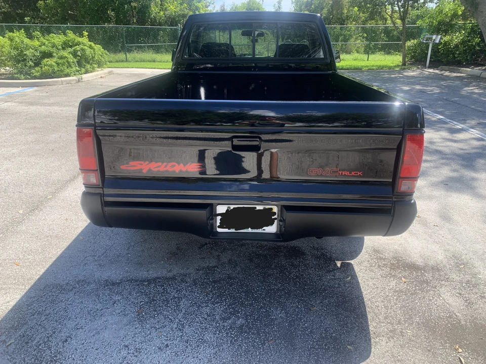 1991 GMC Syclone - Image 10 of 31