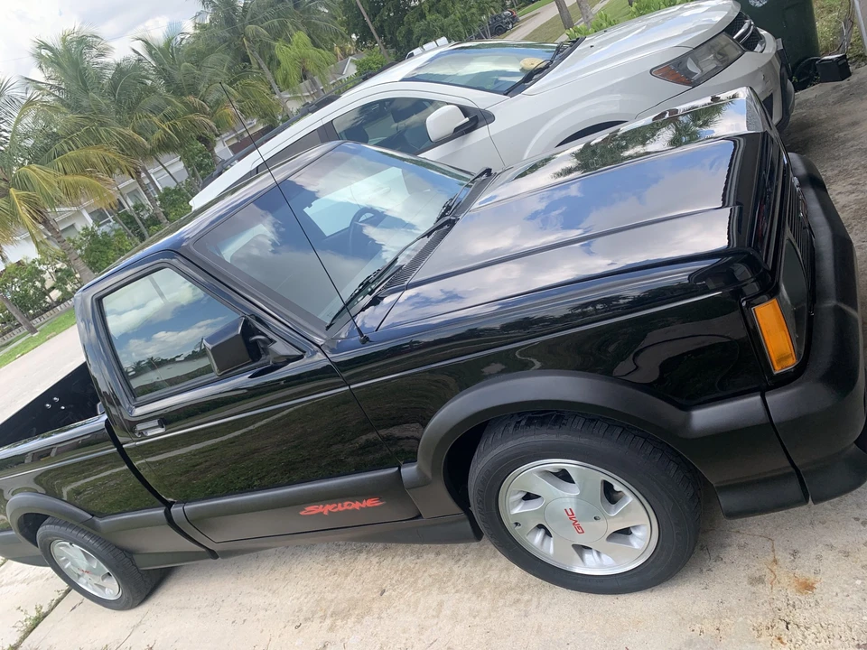1991 GMC Syclone - Image 7 of 31