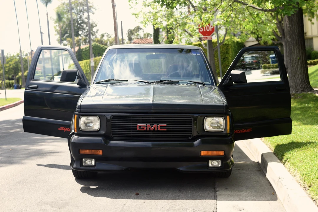 1991 GMC Syclone - Image 15 of 31