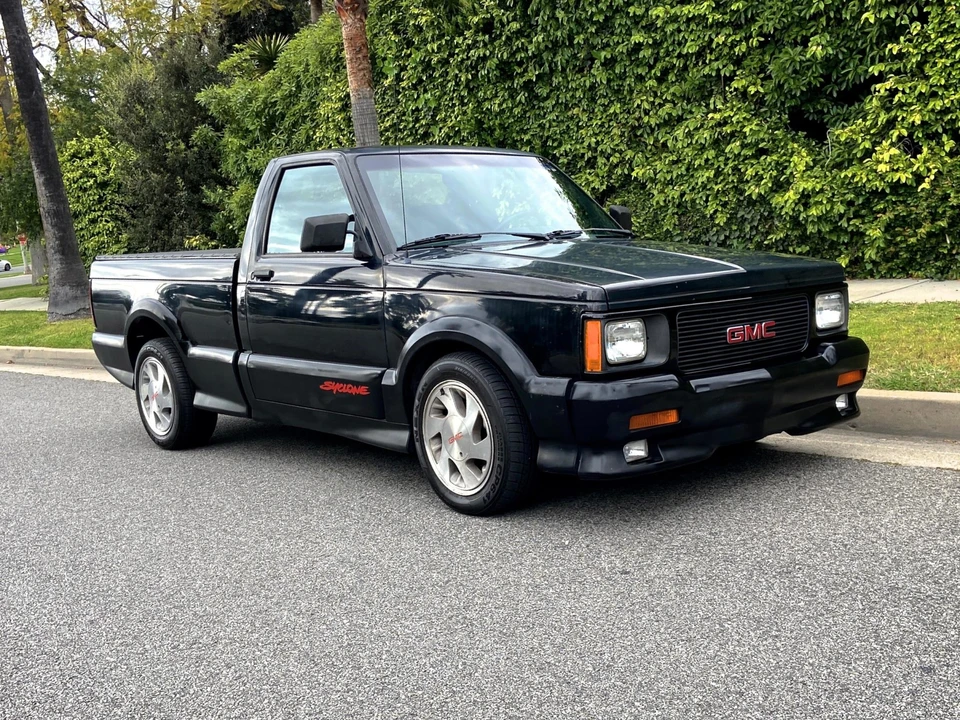 1991 GMC Syclone - Image 13 of 31