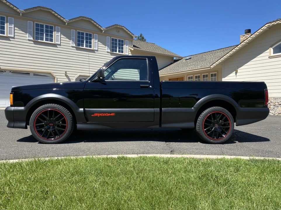 1991 GMC Syclone - Image 24 of 31