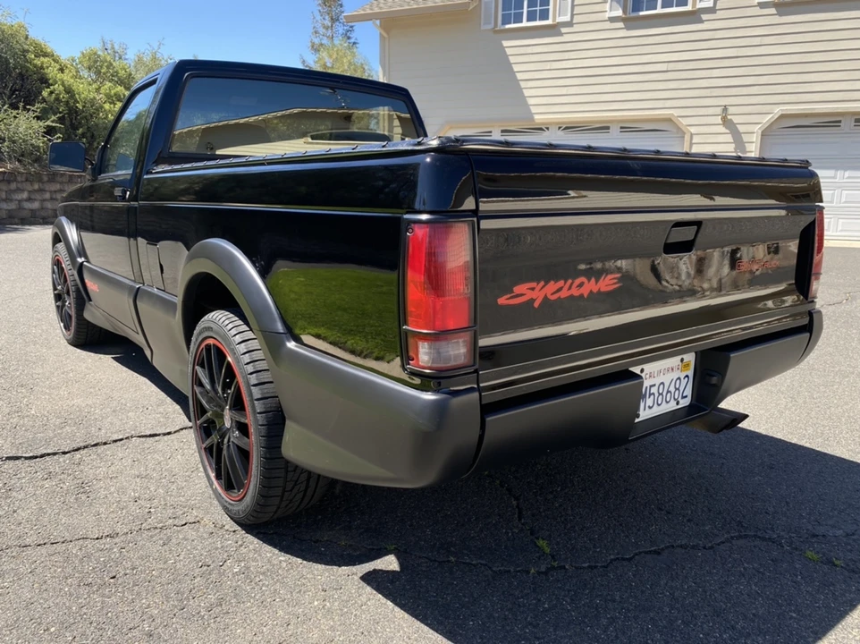 1991 GMC Syclone - Image 20 of 31
