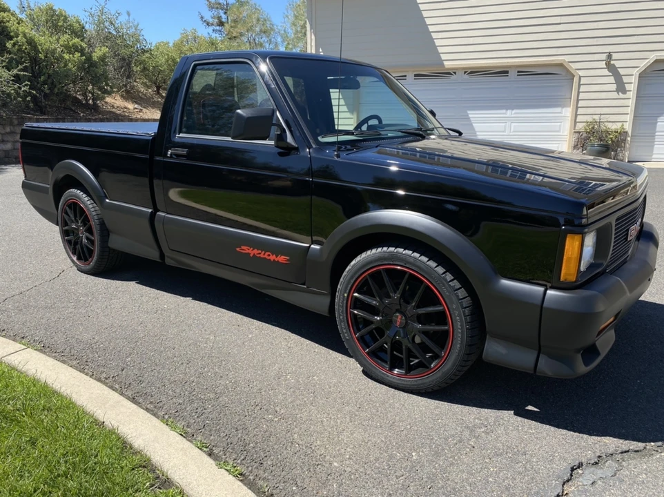 1991 GMC Syclone - Image 11 of 31