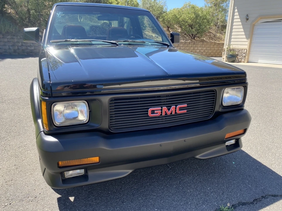 1991 GMC Syclone - Image 9 of 31