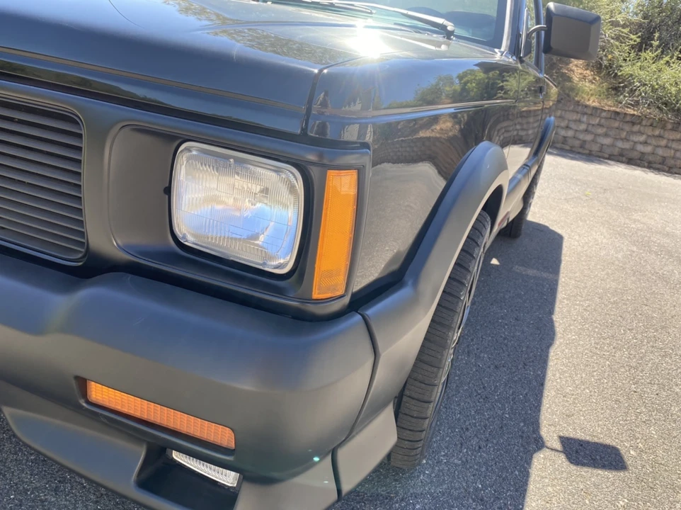 1991 GMC Syclone - Image 28 of 31