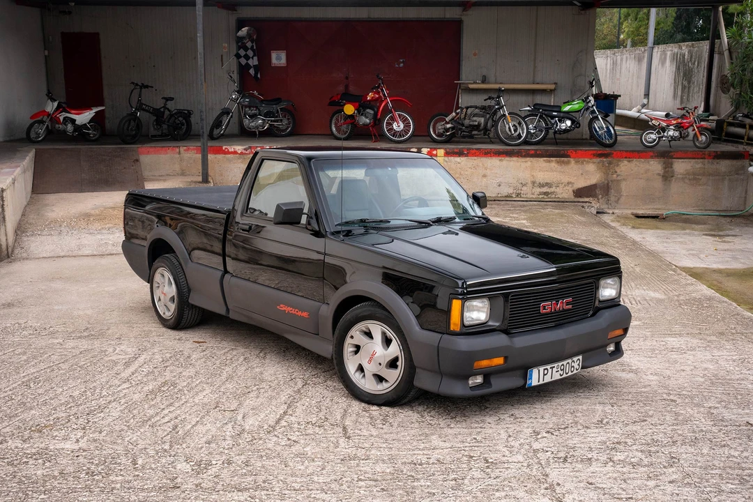 1991 GMC Syclone - Image 2 of 31