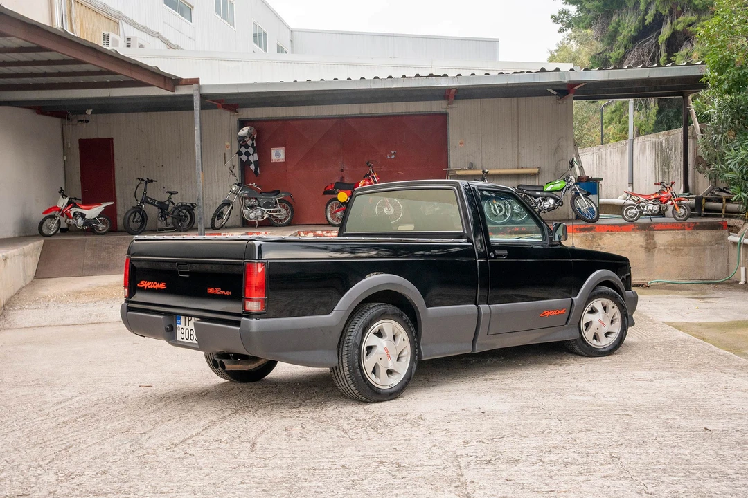 1991 GMC Syclone - Image 16 of 31